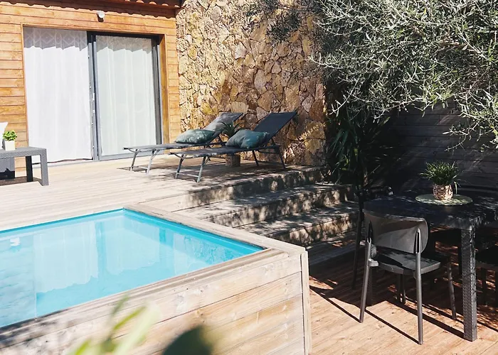 Carmen Avec Petite Piscine Privée * Figari (Corsica)